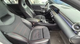 
										Mercedes A 200 D PREMIUM (AMG) 2019 completo									