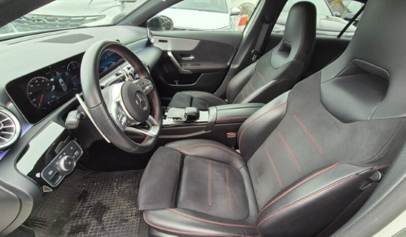 
								Mercedes A 200 D PREMIUM (AMG) 2019 completo									