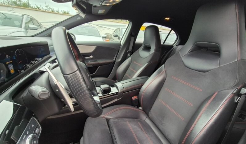 
								Mercedes A 200 D PREMIUM (AMG) 2019 completo									