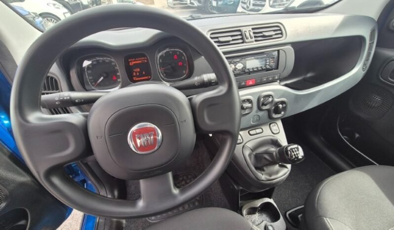 
								Fiat panda HYBRID 2024 completo									