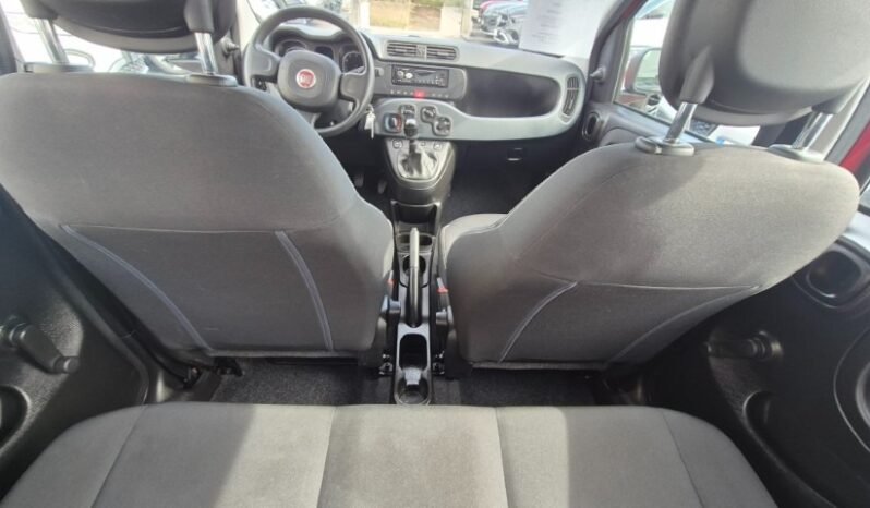 
								Fiat panda HYBRID 2024 completo									
