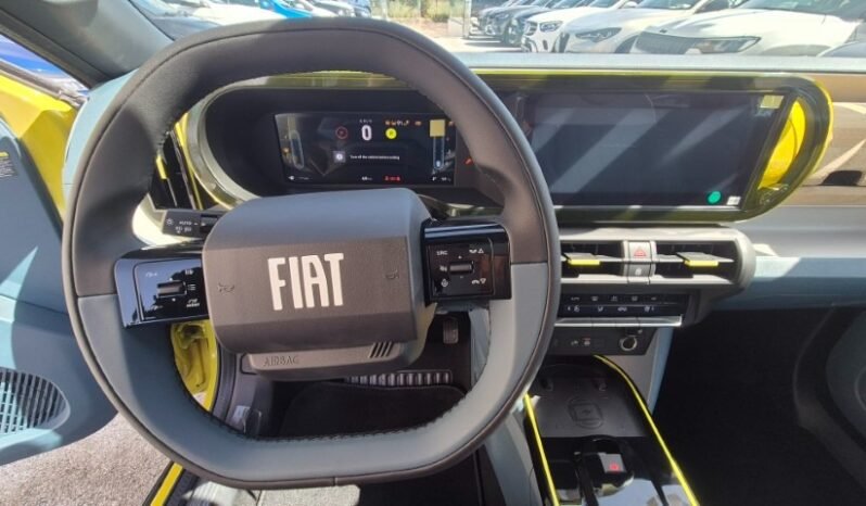 
								Fiat GRANDE PANDA HYBRID LA PRIMA 2025 completo									