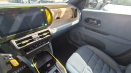 
										Fiat GRANDE PANDA HYBRID LA PRIMA 2025 completo									