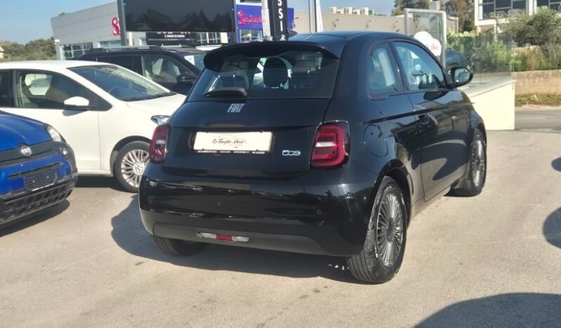 
								Fiat 500 ICON BERLINA 42KWH 2021 completo									