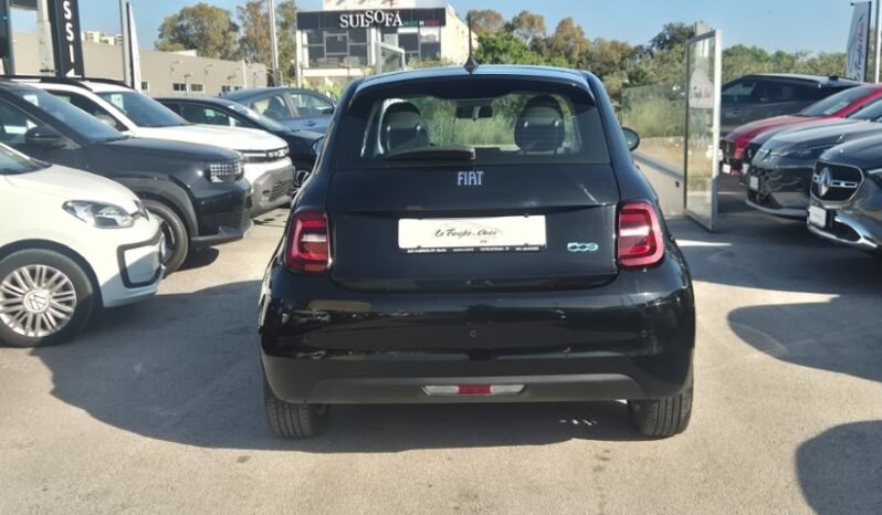 
								Fiat 500 ICON BERLINA 42KWH 2021 completo									