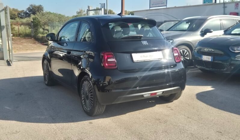 
								Fiat 500 ICON BERLINA 42KWH 2021 completo									