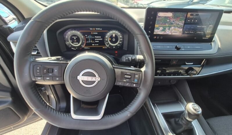 
								Nissan qashqai MHEV N-CONNECTA 2025 completo									