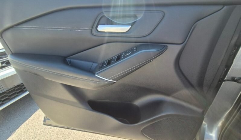 
								Nissan qashqai MHEV N-CONNECTA 2025 completo									