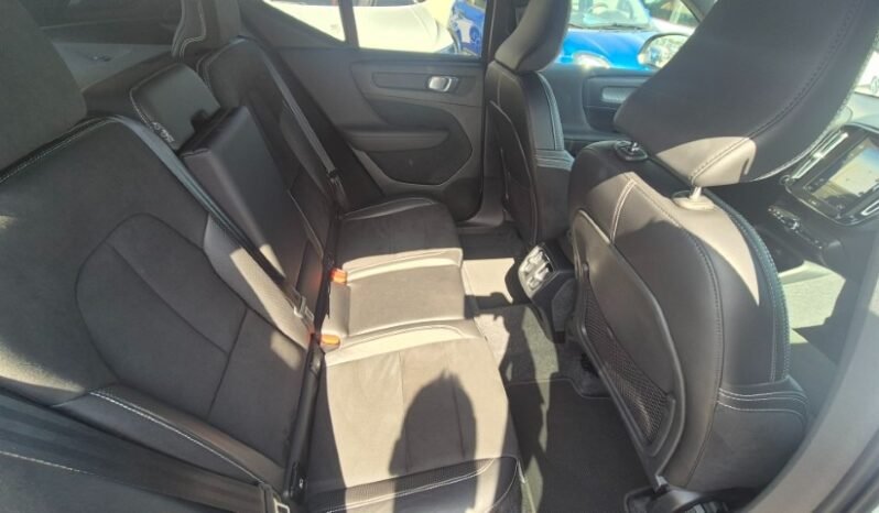 
								VOLVO XC40 D3 GEARTRONIC R-DESIGN 2019 completo									