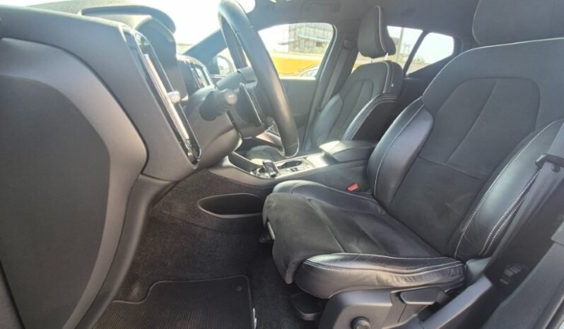 
								VOLVO XC40 D3 GEARTRONIC R-DESIGN 2019 completo									