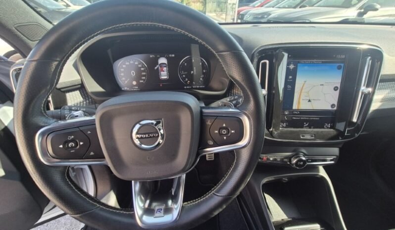 
								VOLVO XC40 D3 GEARTRONIC R-DESIGN 2019 completo									