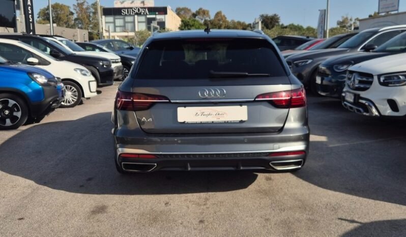 
								Audi A4 AVANT 35 TDI S-TRONIC S-LINE 2022 completo									