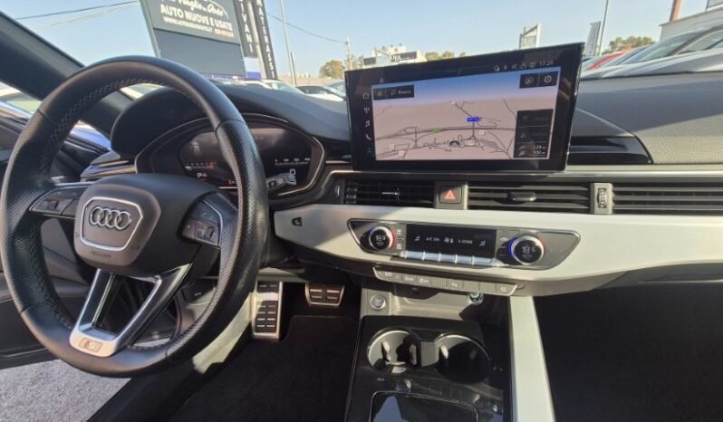 
								Audi A4 AVANT 35 TDI S-TRONIC S-LINE 2022 completo									