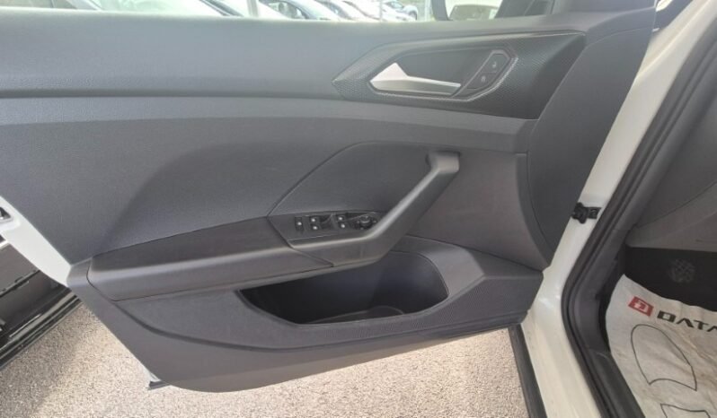 
								Volkswagen T-CROSS TSI LIFE 2023 completo									