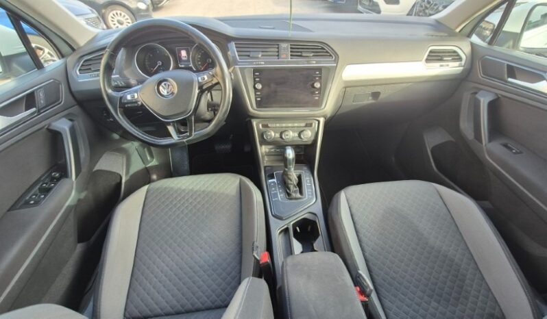 
								Volkswagen TIGUAN TDI DSG 2018 completo									
