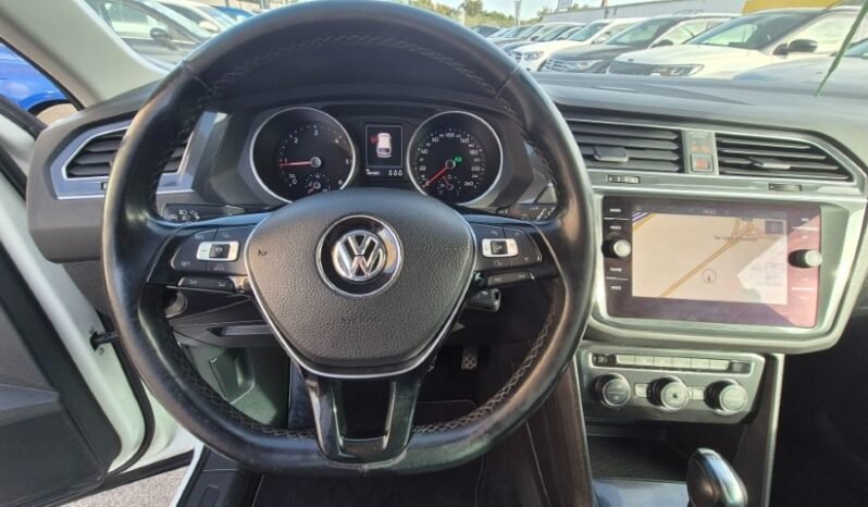 
								Volkswagen TIGUAN TDI DSG 2018 completo									