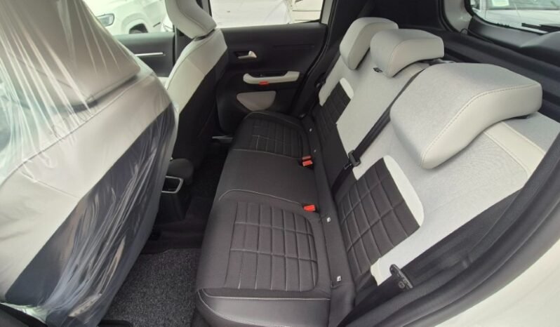 
								Citroen C3 PURE TECH MAX (B-COLOR) 2026 completo									