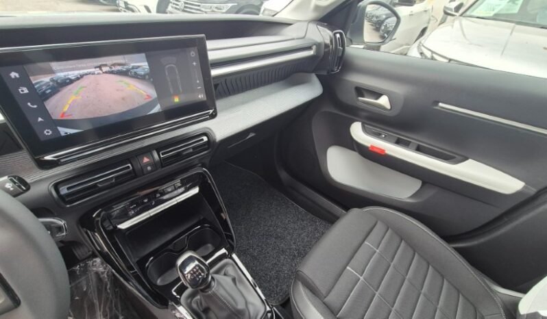 
								Citroen C3 PURE TECH MAX (B-COLOR) 2026 completo									