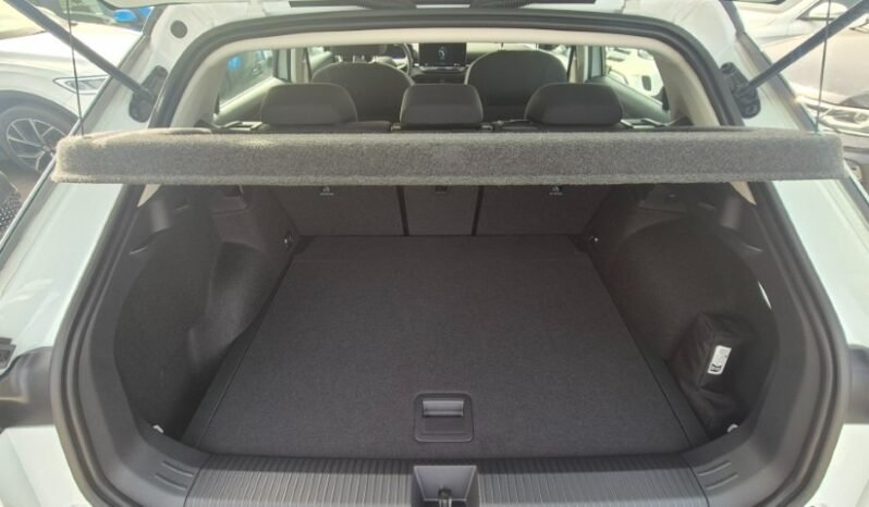 
								Volkswagen T-ROC ACT DSG LIFE 2026 completo									