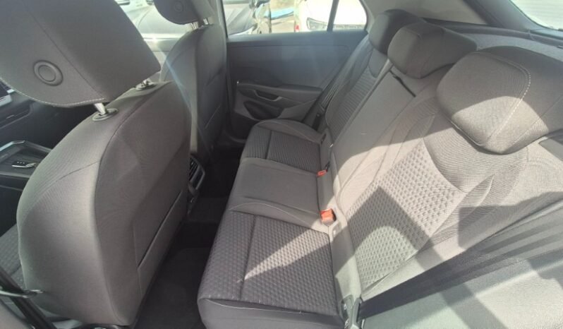 
								Volkswagen T-ROC ACT DSG LIFE 2026 completo									