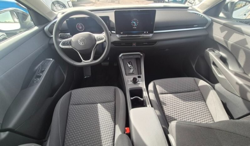
								Volkswagen T-ROC ACT DSG LIFE 2026 completo									
