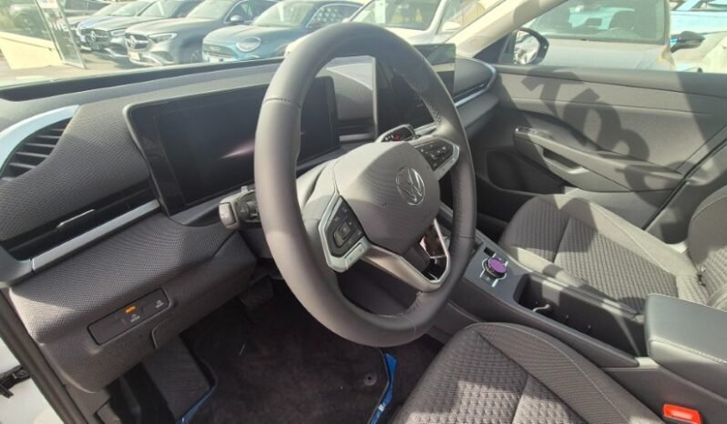 
								Volkswagen T-ROC ACT DSG LIFE 2026 completo									
