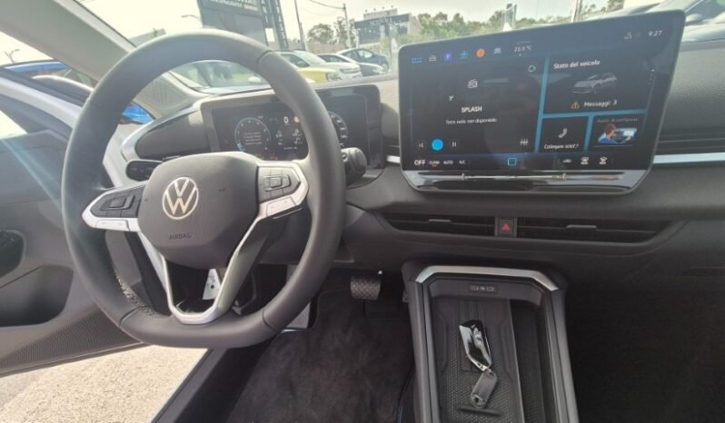 
								Volkswagen T-ROC ACT DSG LIFE 2026 completo									