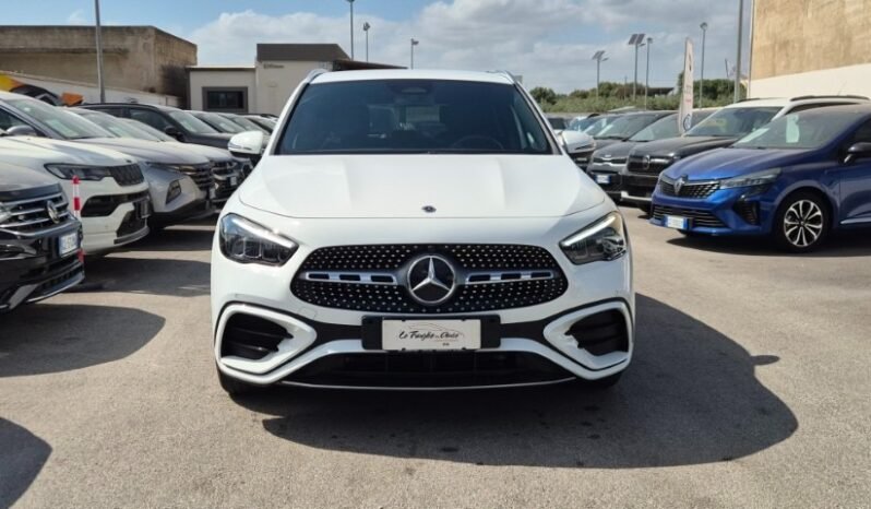 
								Mercedes GLA 200D PREMIUM (AMG) 2024 completo									