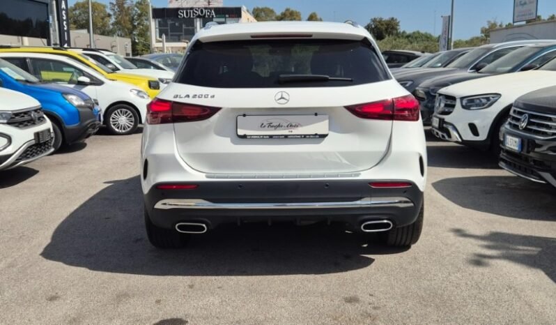 
								Mercedes GLA 200D PREMIUM (AMG) 2024 completo									