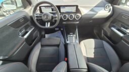 
										Mercedes GLA 200D PREMIUM (AMG) 2024 completo									