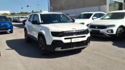 
										Jeep AVENGER TURBO SUMMIT 2024 completo									