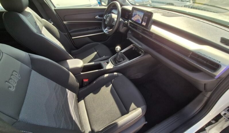 
								Jeep AVENGER TURBO SUMMIT 2024 completo									