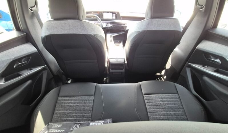 
								Peugeot 3008 HYBRID E-DCS6 ALLURE 2025 completo									