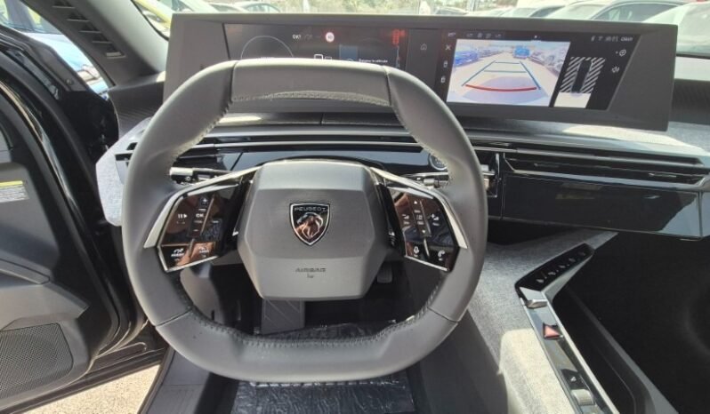
								Peugeot 3008 HYBRID E-DCS6 ALLURE 2025 completo									