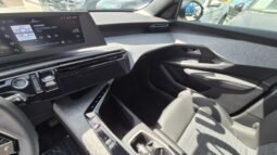 
										Peugeot 3008 HYBRID E-DCS6 ALLURE 2025 completo									