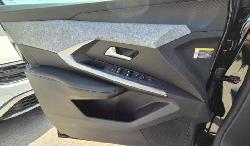 
								Peugeot 3008 HYBRID E-DCS6 ALLURE 2025 completo									