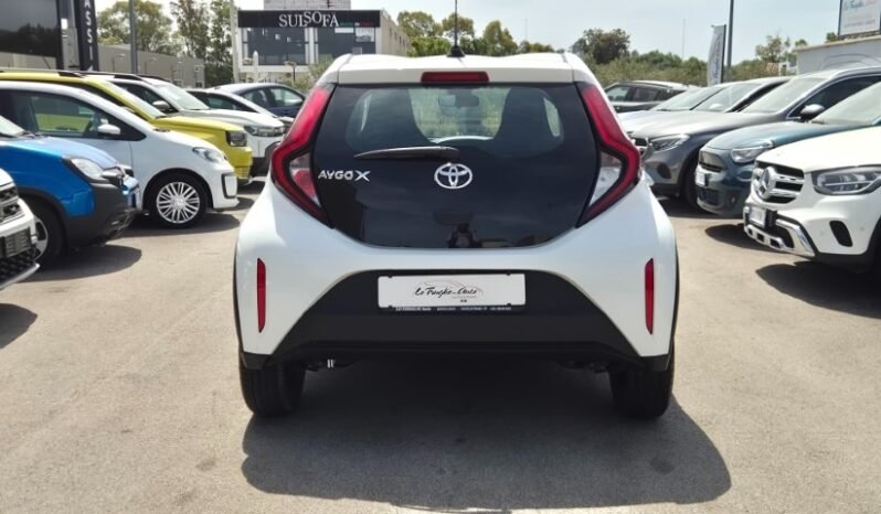 
								Toyota AYGO X VVT-I ACTIVE 2024 completo									