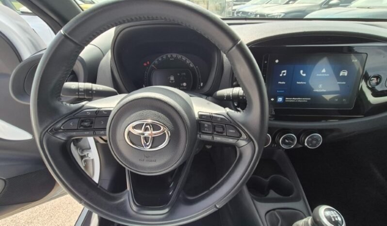
								Toyota AYGO X VVT-I ACTIVE 2024 completo									