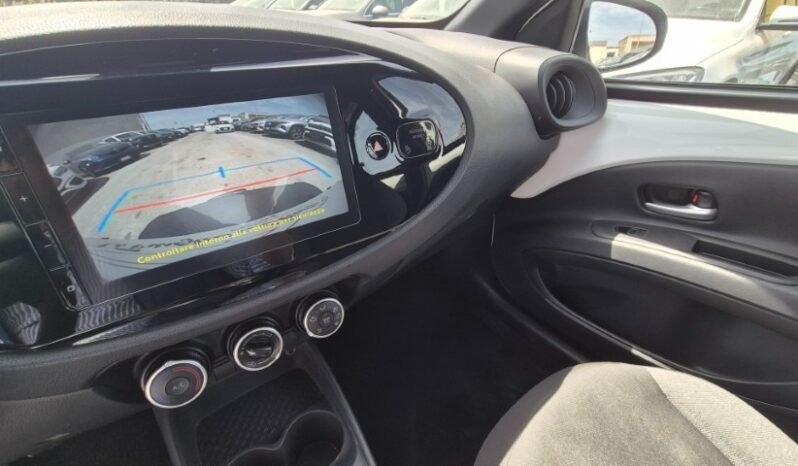 
								Toyota AYGO X VVT-I ACTIVE 2024 completo									