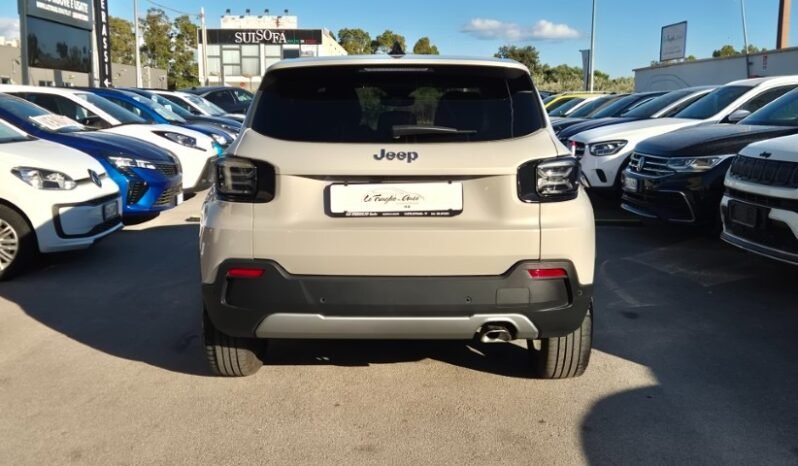 
								Jeep AVENGER SUMMIT 2025 completo									