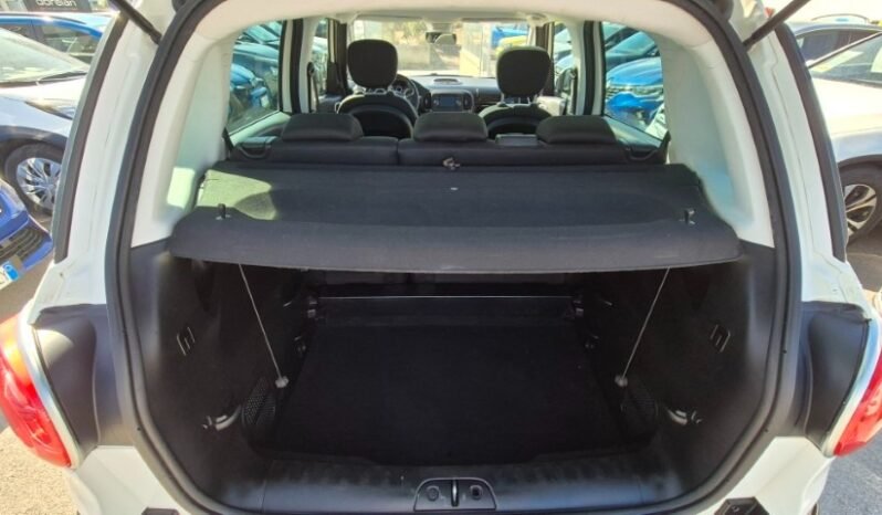 
								Fiat 500L MJT DUALOGIC TREKKING 2016 completo									