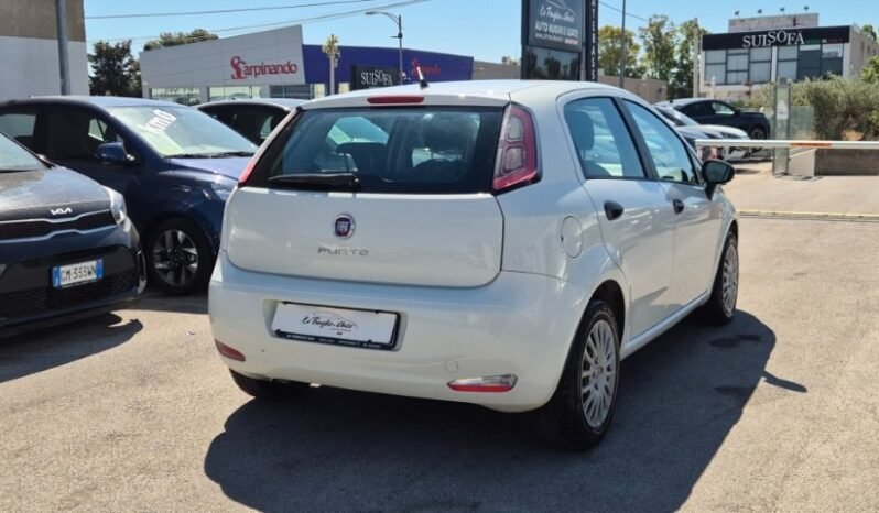 
								Fiat Punto 2013 completo									