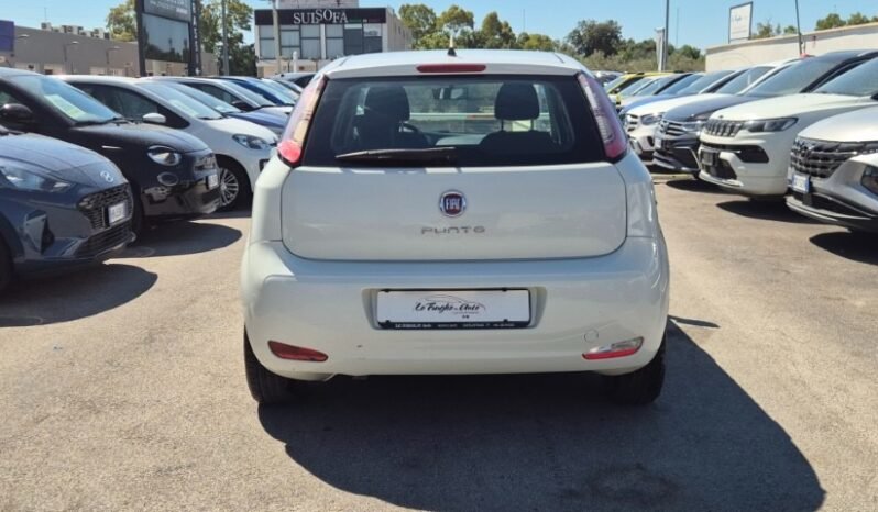 
								Fiat Punto 2013 completo									