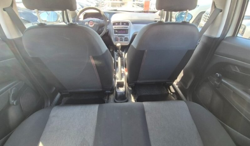 
								Fiat Punto 2013 completo									