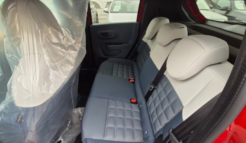 
								Fiat GRANDE PANDA HYBRID LA PRIMA 2025 completo									