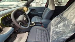 
										Fiat GRANDE PANDA HYBRID LA PRIMA 2025 completo									