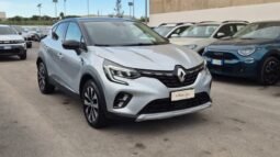 
										Renault CAPTUR TCE TECHNO 2024 completo									