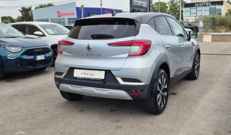
								Renault CAPTUR TCE TECHNO 2024 completo									