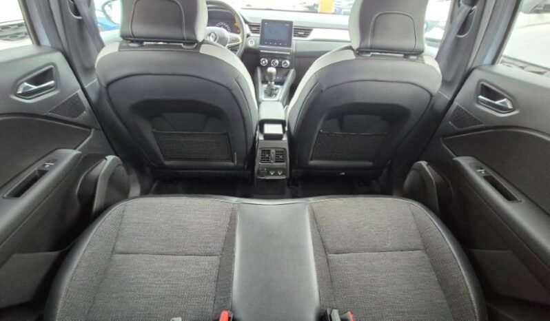 
								Renault CAPTUR TCE TECHNO 2024 completo									