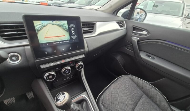 
								Renault CAPTUR TCE TECHNO 2024 completo									